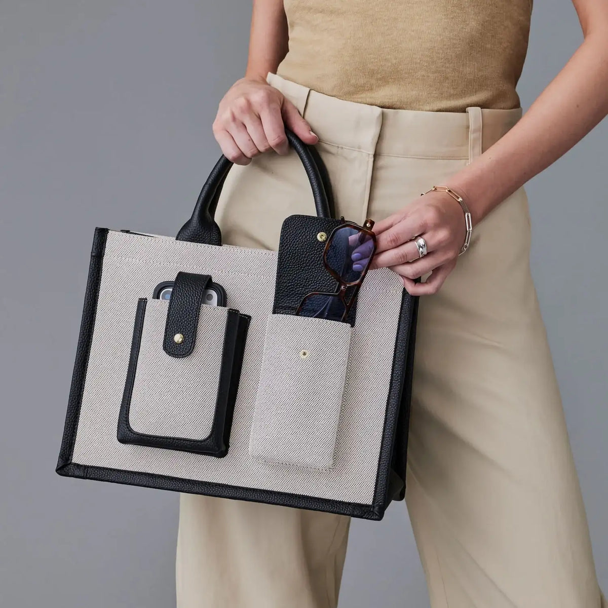 Dillon Book Tote - Cream Black/Gold