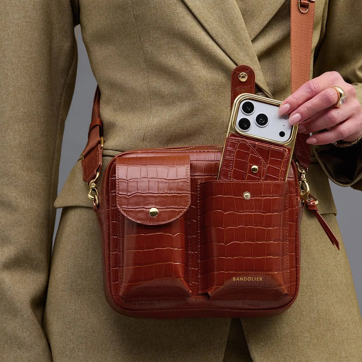 Dillon Dual Pocket - Auburn Croc/Gold