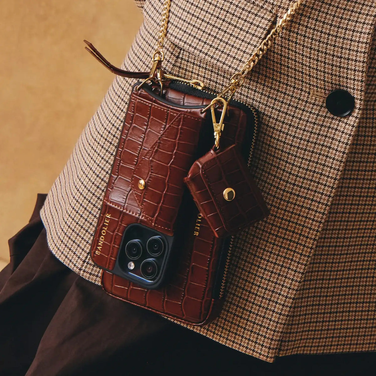 Avery AirPod Clip-On Pouch - Brown Croc/Gold