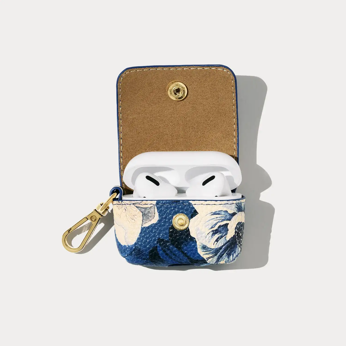 Avery AirPod Clip-On Pouch - Ceci Indigo Floral/Gold