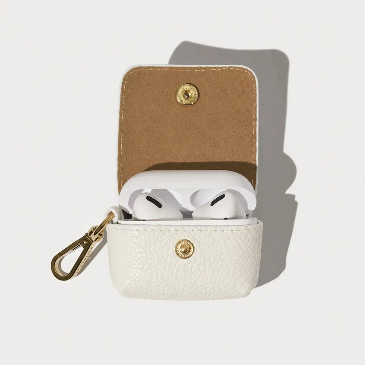 Avery AirPods Clip-On Pouch - Ivory/Gold