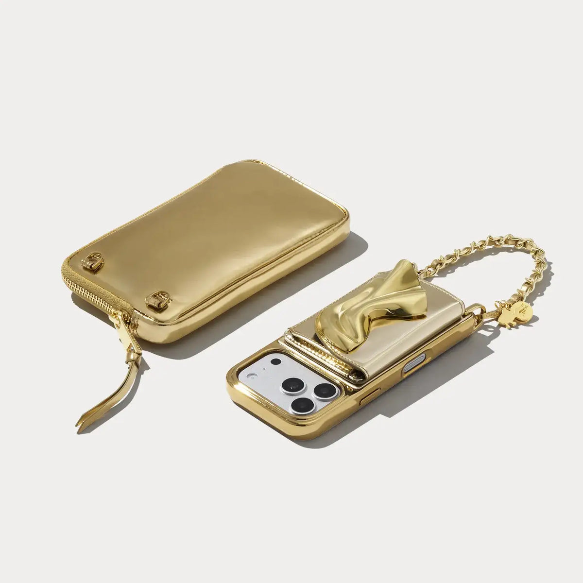 The Kaia Wristlet Pouch Set - Gold Patent/Gold